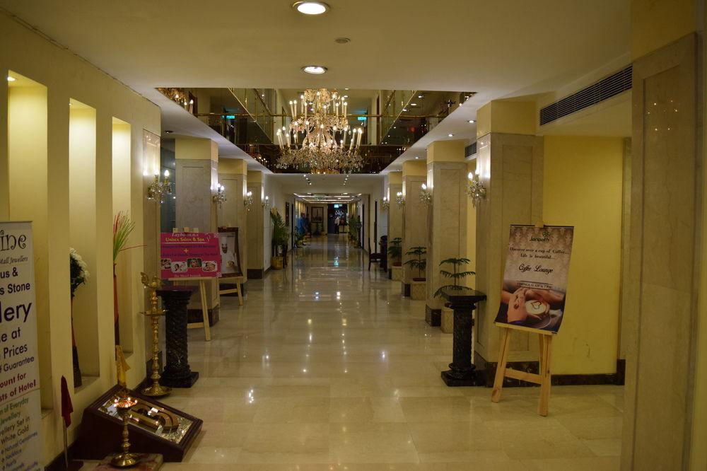 The Janpath Hotel Ню Делхи Екстериор снимка